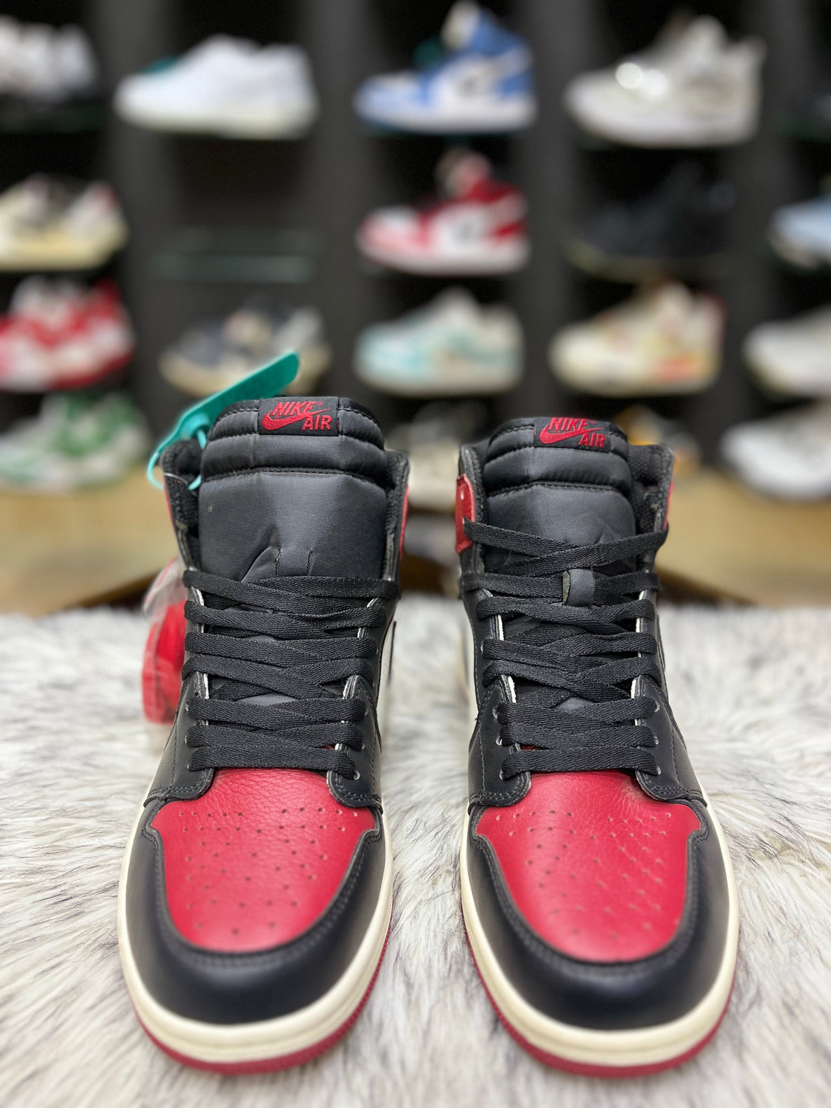 Air Jordan 1 Retro High OG 'Bred Toe'