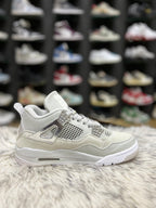 Air Jordan 4 Retro 'Frozen Moments'