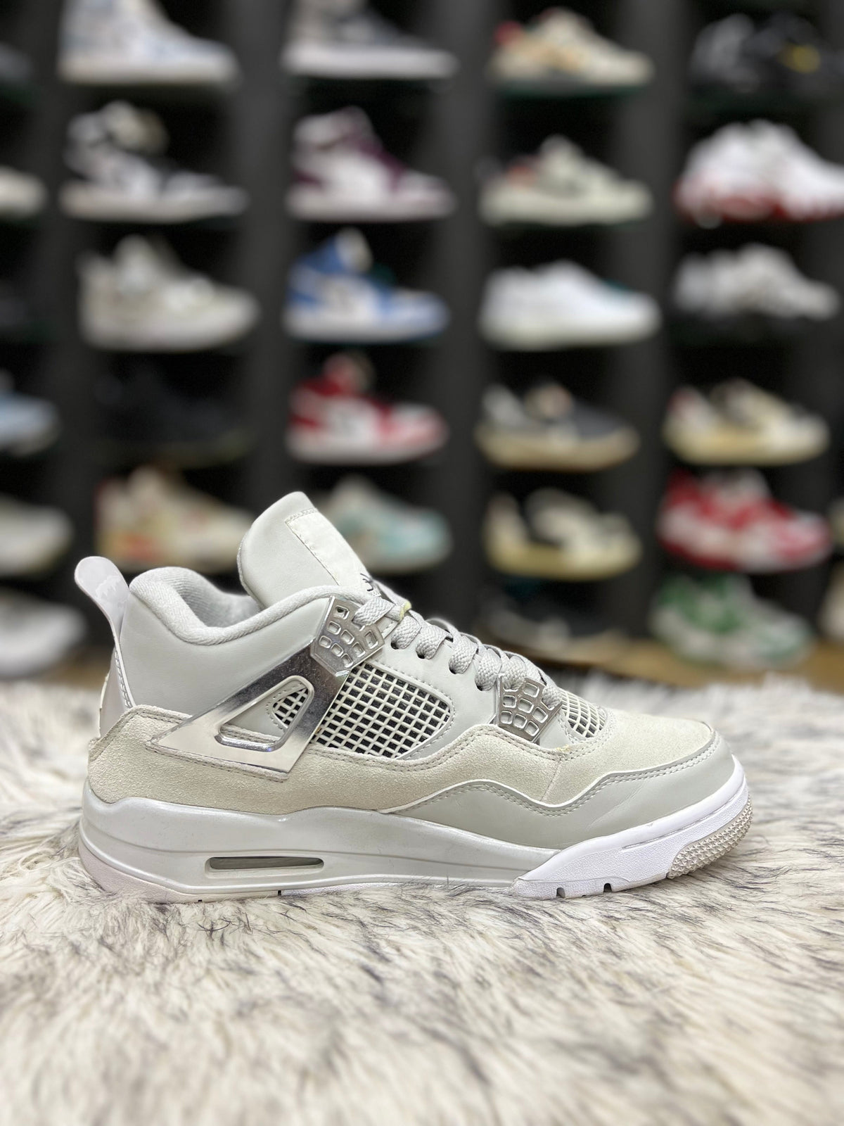 Air Jordan 4 Retro 'Frozen Moments'