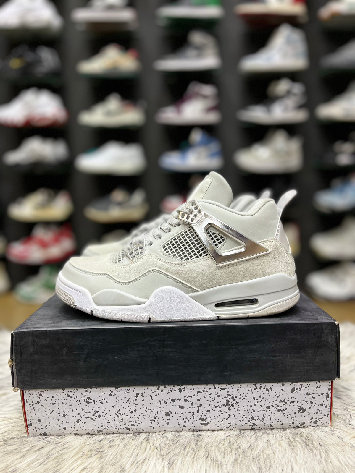 Air Jordan 4 Retro 'Frozen Moments'