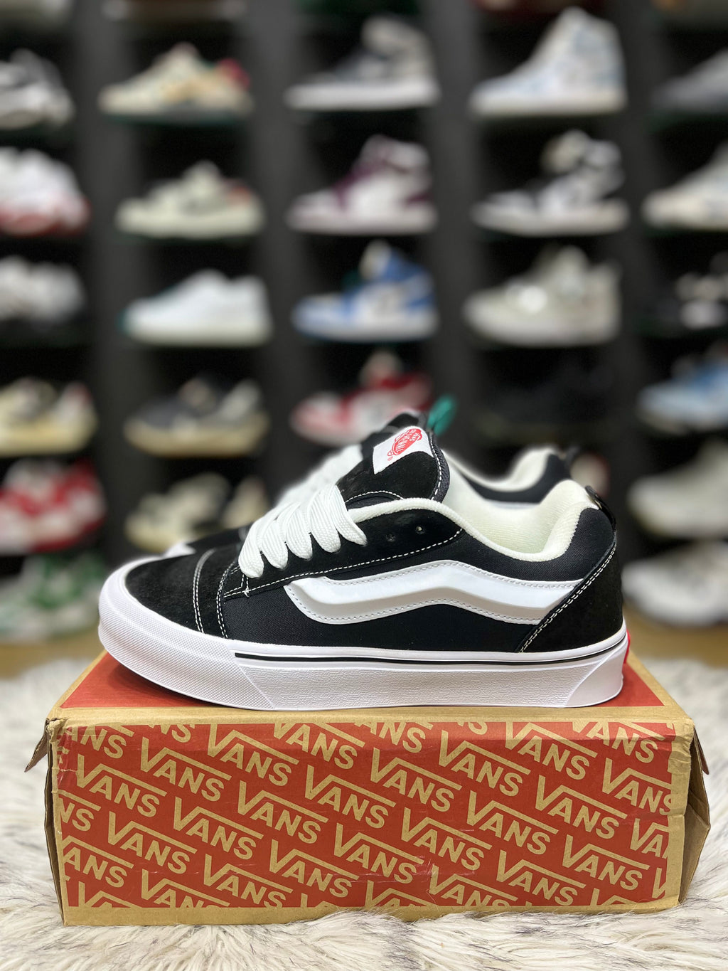 Vans Knu Skool