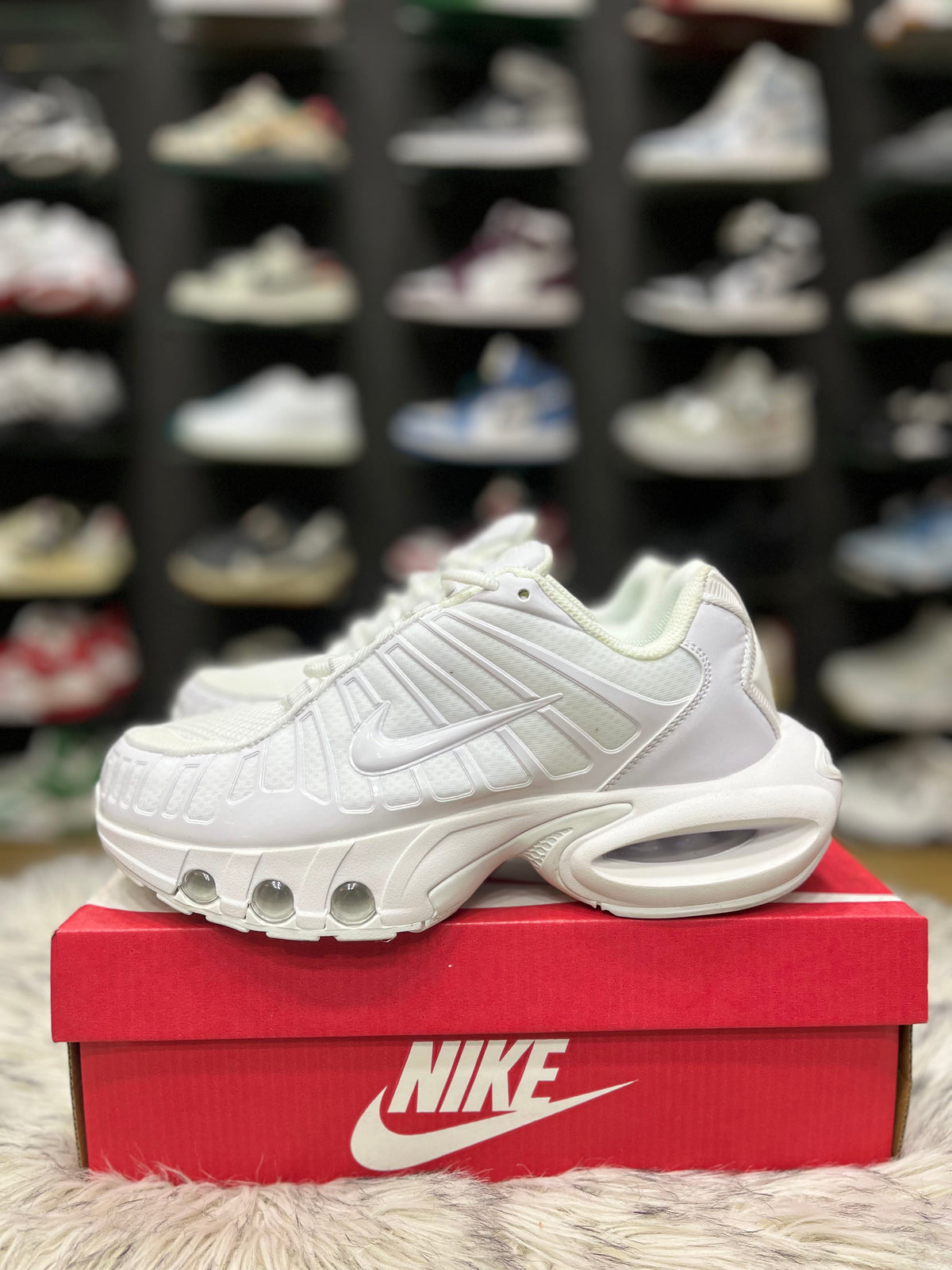 white Nike Air Max Tailwind IV sneakers