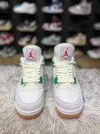 Air Jordan 4 Retro 'Pine Green'