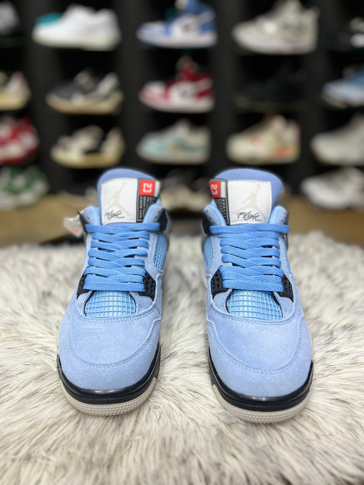 Air Jordan 4 Retro University Blue
