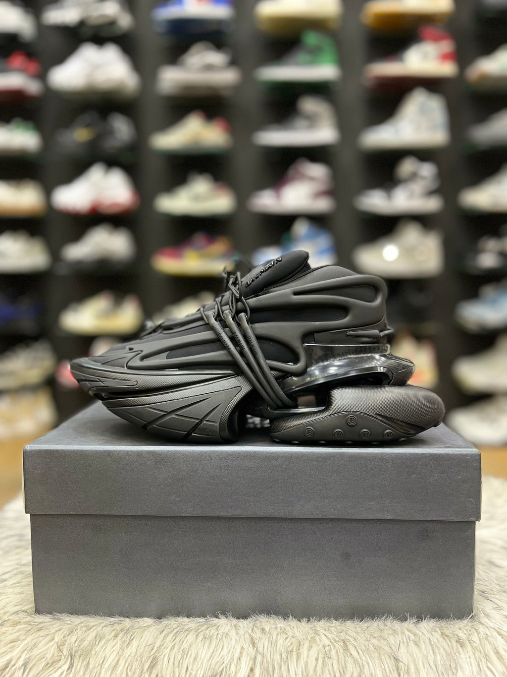 Balmain Unicorn Low ‘Black’