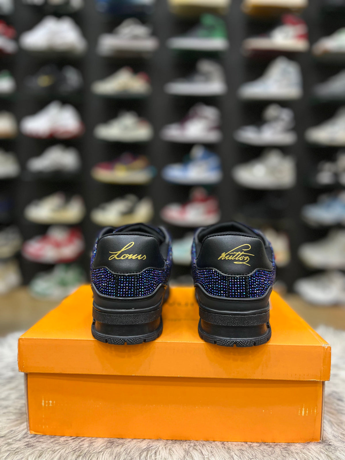 LV Trainer (Crystals) (Blue)