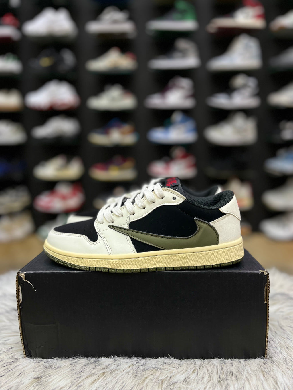Travis Scott x Air Jordan 1 Low OG 'Olive' sneaker,