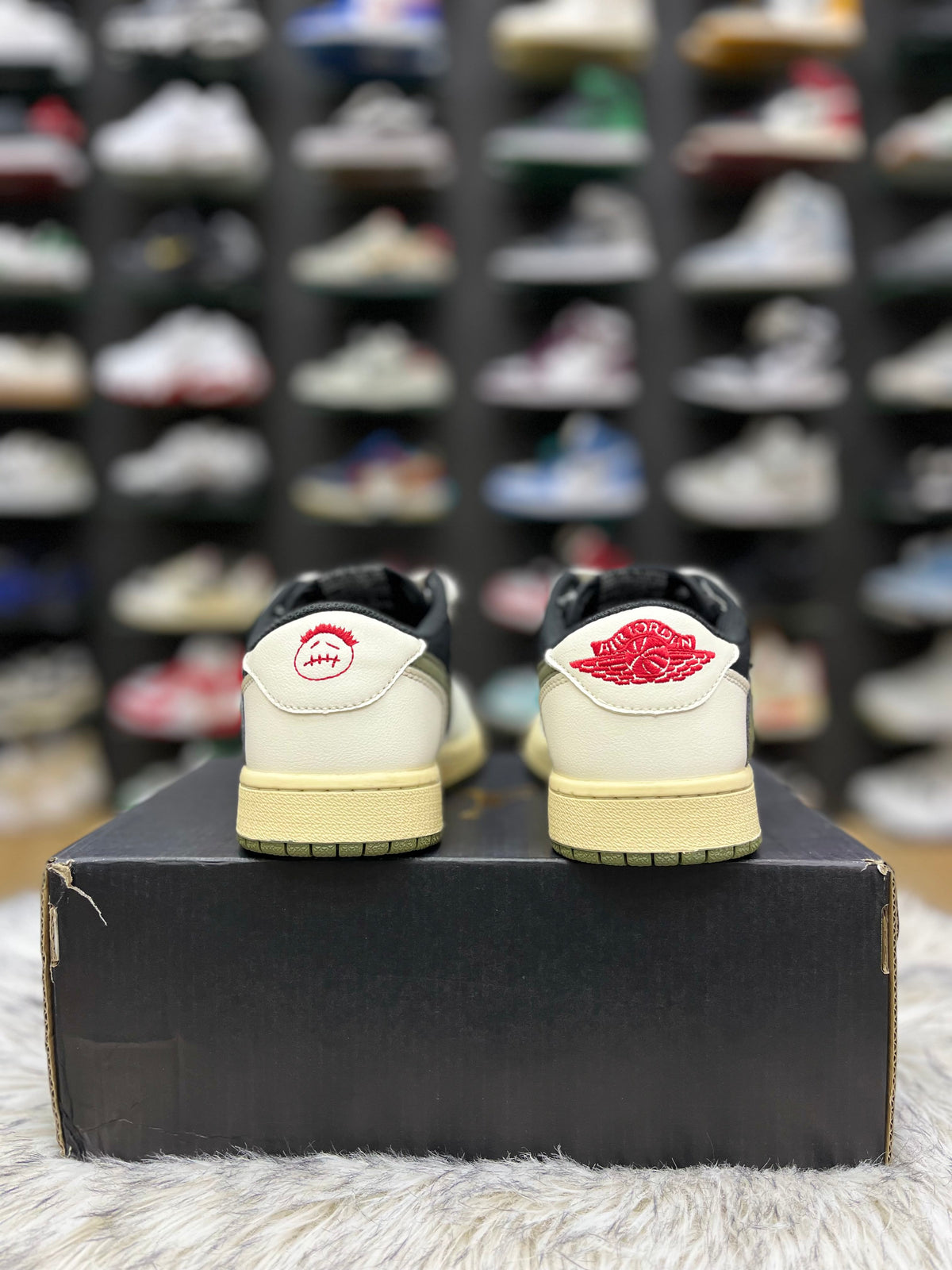 Travis Scott x Air Jordan 1 Low OG 'Olive' sneaker,